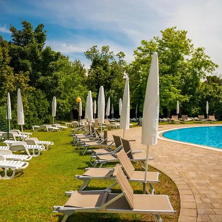 Holiday park Villaggio Ca' Laguna 4*