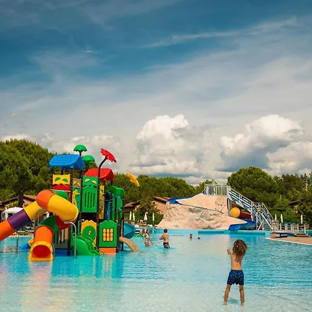 Villaggio Ca' Laguna Prázdninový areál 4*