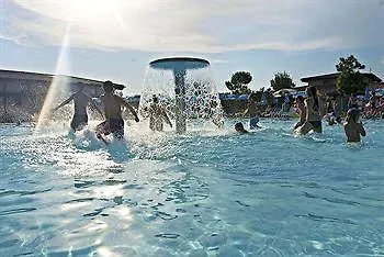 Villaggio Ca' Laguna Üdülőpark 4*